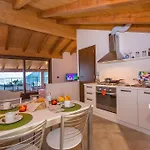 Borgo La Sorgente - Erica Apart-hotel